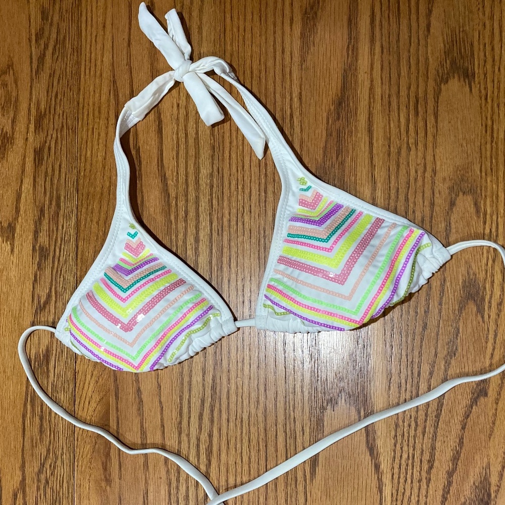 ⭐️FREE with Bundle⭐️ White with Colorful Sequins No Boundaries Bikini Top Sz M
